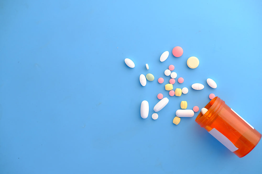 WHAT ARE THE SIDE EFFECTS OF TRADITIONAL PAIN MEDICATIONS AND CBD?